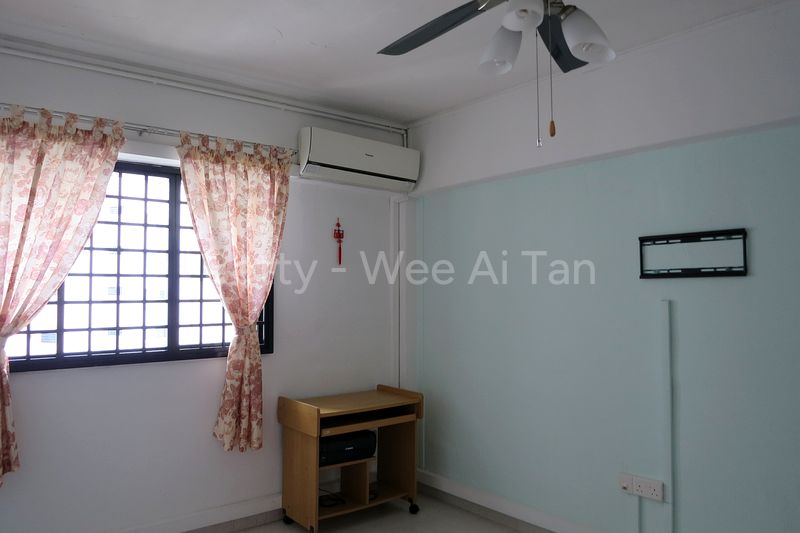 Common Room (HDB) for Rent in  263 Tampines Street 21 - Image 3